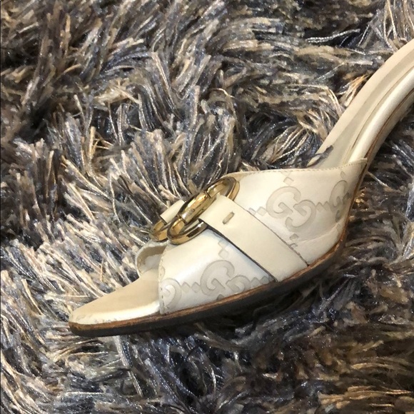 Shoes - Picture 2 of 4